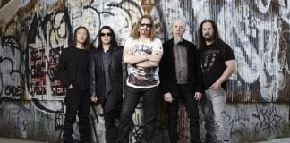 Dream Theater in der EmslandArena in Lingen